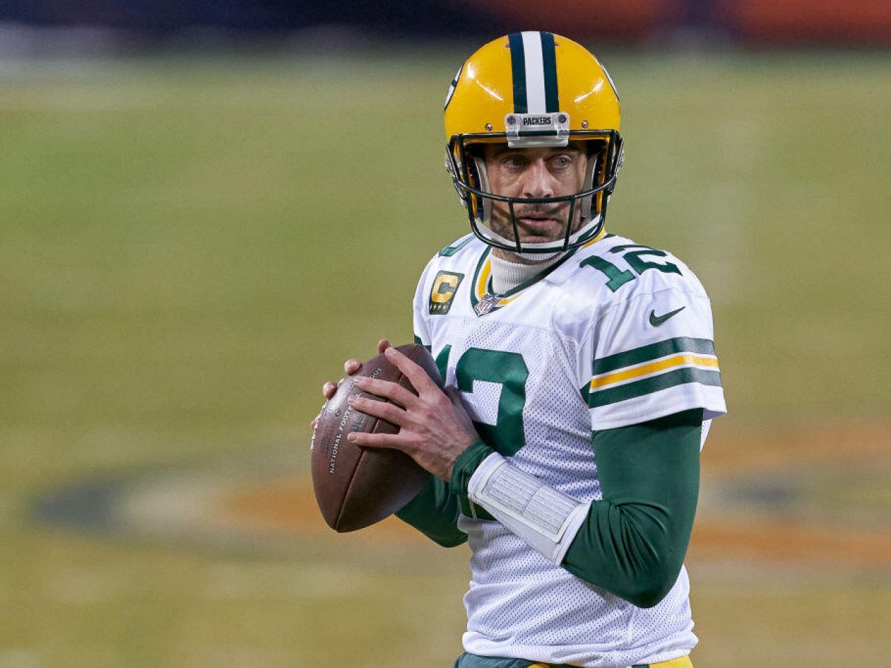Green Bay Packers' Aaron Rodgers to take part of salary in Bitcoin