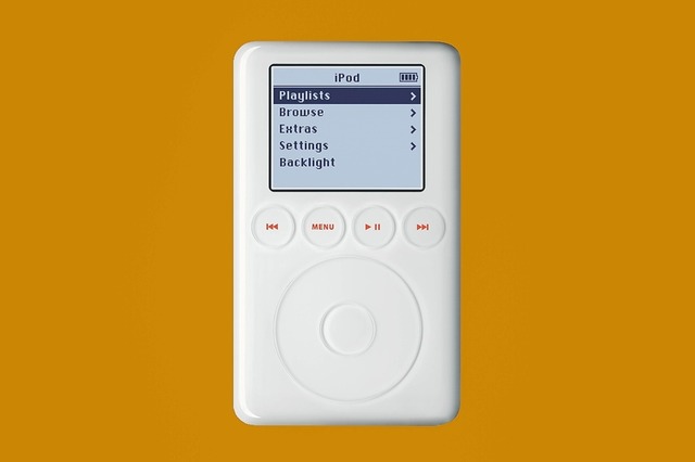 第3世代iPod

　第3世代iPodは最大40GBのストレージ容量で、底部の「Dockコネクタ」と、タッチホイールが特徴だ。
