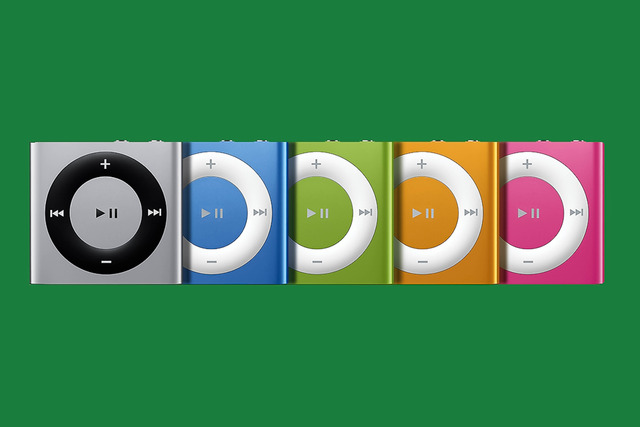 第4世代iPod shuffle

　2010年、新しいエレガントで小さな第4世代iPod shuffleがストレージ容量2GB、宝石のような5種のカラーでデビューした。