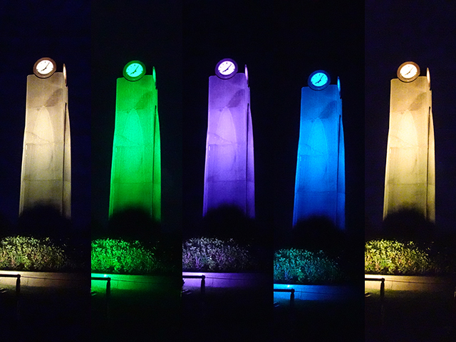 ライトアップは1日1色で5色を展開。ホワイト「鎮魂」、グリーン「自然」、パープル「歴史」、ブルー「海」、イエロー「未来・平和」の意味が込められている