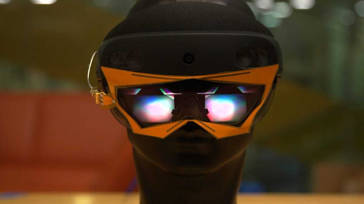 Microsoft HoloLensに追加したX-ARアンテナ