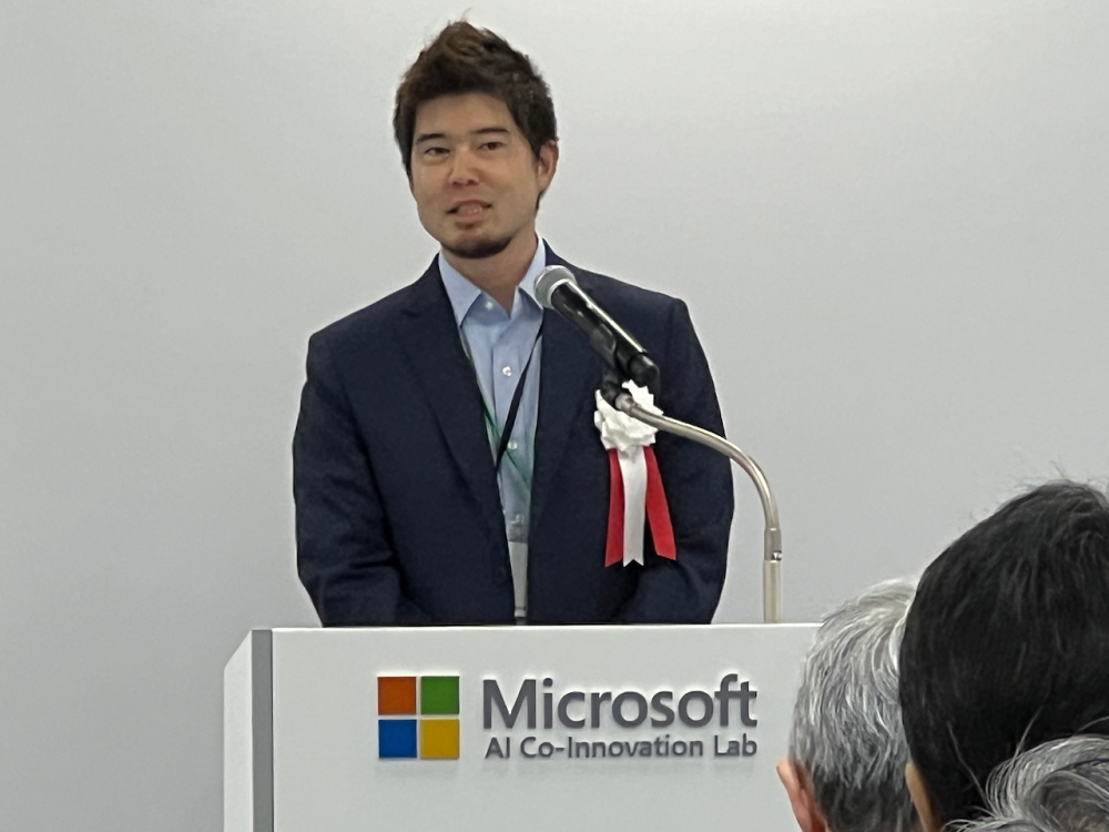 Microsoft Corporation Head of Microsoft AI Co-Innovation Lab Director, Data & AI Business Developmentの山崎隼氏