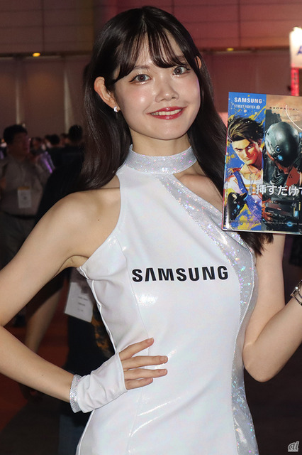　Samsung SSDブース