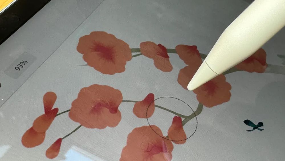 iPad AirでApple Pencil Proを使って花を描く様子