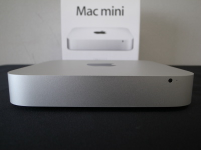 Mac mini รุ่น Snow Leopard Server จะไม่มี Optical Drive