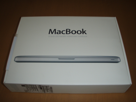 到着したMacBook