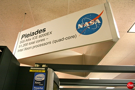 　NASAの高度スーパーコンピューティング施設にあるPleiadesの表示。NASAは、およそ3年ごとに、次の水準のスーパーコンピュータを運用するための取り組みを始めることにしている。
