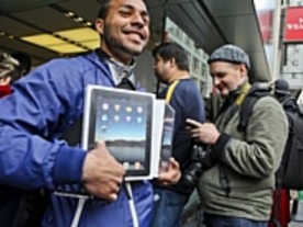 ラウンドアップ：開封から部品コスト予測まで--米国「iPad」発売に沸く