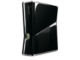 フォトレポート：スリムになった新型「Xbox 360」を写真で紹介