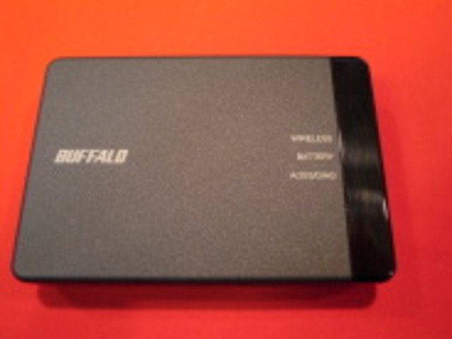 バッファローとNTTBP、ドコモ3G/Wi-Fi対応のモバイルルータ＜ポータブルWi-Fi＞ - CNET Japan