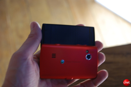Xperia X10 mini pro

　X10 mini proの背面にあるカメラ。