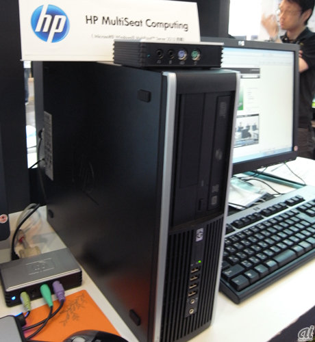 　日本ヒューレット・パッカードのブースでは、1台のホストPCで最大10人までがネットを利用できる「HP MultiSeat Computing」を展示している。