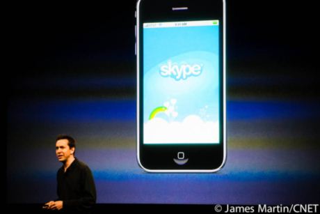 　Skypeは今後、別のアプリを使っているときでも、電話を受けることが可能になる。