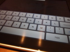 ビデオで見るiPad--初めてのタッチタイピング、iBooksやラブプラスも使ってみました