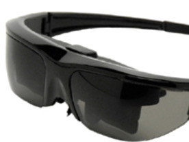 Vuzix、3D対応のメガネ型ディスプレイ「Wrap 920」