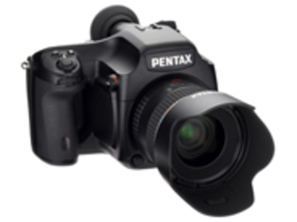 ペンタックス初の中判デジタル一眼レフ「PENTAX 645D」