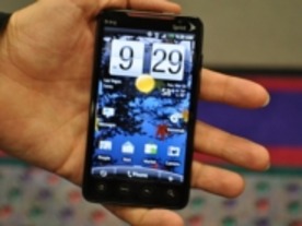 Sprint Nextel、初の4G携帯電話「HTC EVO 4G」を発表