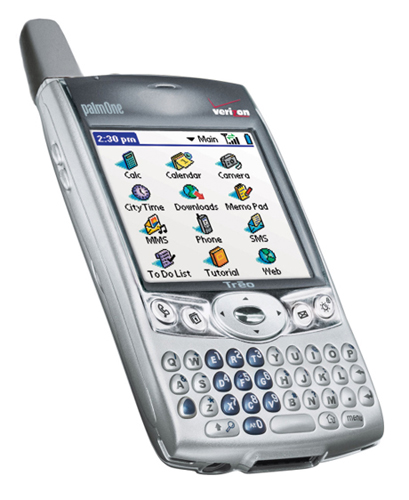 palmOne「Treo 600」

　iPhoneの前にはTreo 600があった。