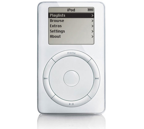 Apple「iPod」

　ほぼ間違いなく、この10年間で最も影響力のあった製品だろう。そうでなくとも、トップ3に入ることは確実だ。