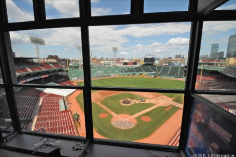 　Red Soxアナウンサー席からの見事な眺め。