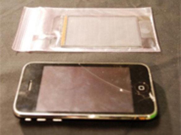 フォトレポート：分解番外編--「iPhone 3G」のガラスプレート交換に挑む