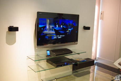 　11月2日に発表された最新モデルも視聴できる。こちらは「Lifestyle235 home entertainment system」。