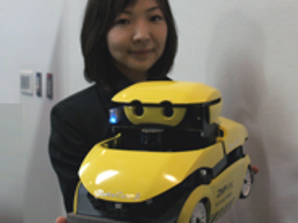 世界初のカーロボティクス・プラットフォーム「RoboCar」発表