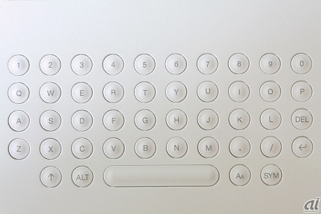 　キーボードのボタンは、一つ一つが適度に離れていて、比較的押しやすい。本の検索などで使用する。