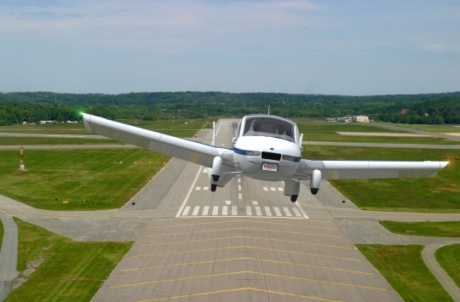 　Transitionの飛行には滑走路が必要なため、米国防高等研究計画局（DARPA）の興味の対象外となっている。同局は、滑走路を必要としない空飛ぶ自動車を開発する企業を探している。