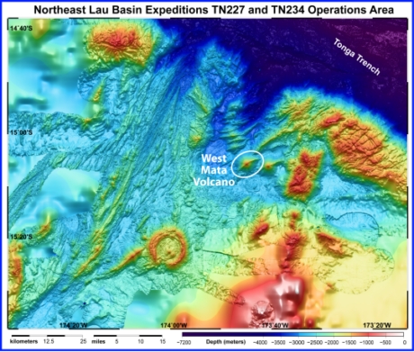 　西マータ火山を立体的に描いた海底地形図。同火山は、ラウ海盆最大の火山ではないが、最も地質学的に活発な火山の1つ。