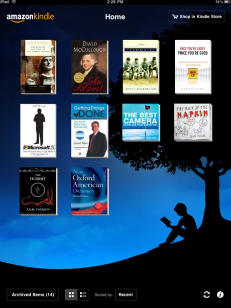 Amazon Kindle

　iPadで本を読む一番いい方法は、AmazonのKindleアプリを使うことだ。その大きな理由は、提供されている書籍が多いことと、複数のデバイス間（iPad、iPhone、Android携帯、PC、Mac、その他）での同期が得意だということだ。