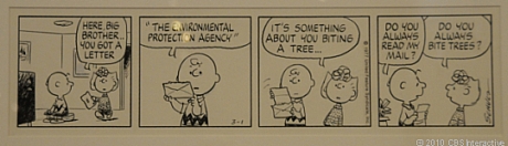 　ここでは、チャーリー・ブラウンが、木をかじったことで自分が問題となっていることを通知するEPAからの手紙を読んでいる。