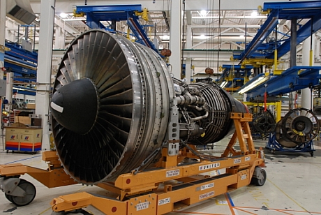 　Pratt & Whitney製PW4000-94は、「Boeing 747-400」と「Boeing 767-200/300」モデルの動力だ。5万2000ポンド（約2万3600kg）から6万2000ポンド（約2万8100kg）の推力を生み出す。