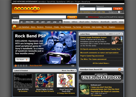 　次は、GameSpot.com。GameSpotではウソニュースだらけのページを特別に用意していた。そのウソページでは「Rock Band PSP（PSP版Rock Band）」が大きく紹介されている。PSPをのぞき込むプレーヤーたちの画像まで作り込まれているが、真っ赤なウソである。ほかにも、ページ真ん中にはStreet Fighter IVのパンチラ画像を4万9793枚集めたスクリーンショットへの誘導があるが、もちろんそんなものも存在しない。
