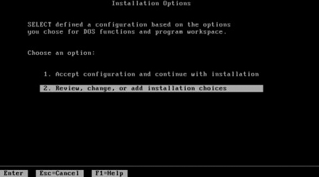 　MS-DOS 4のSelectプログラムでは、これまでの選択に従って初期設定が定義されるが、オプションを検証して変更することもできる。