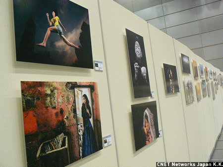 　会場ではクリエイティブ・コモンズライセンス下で公開されている、中国の写真が展示されていた。