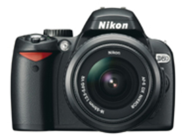 ニコンのエントリー向け「D60」は、クリーン機能を強化したデジタル一眼レフカメラ