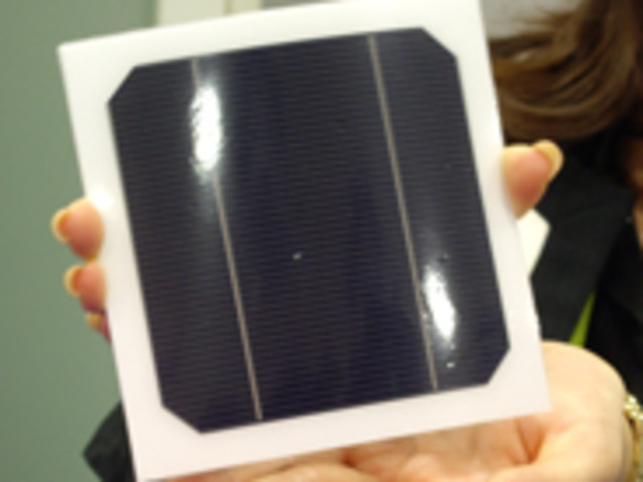 三洋電機、セルの厚み約半分となる超薄型HIT太陽電池セルを開発--変換効率は22.8％