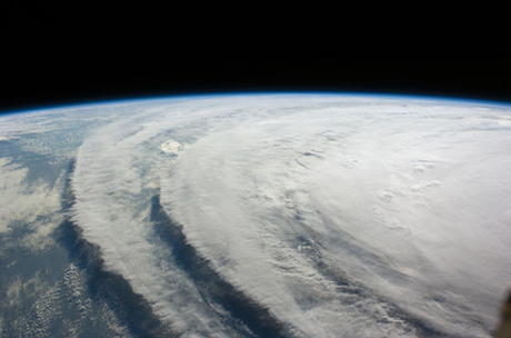 　2008年9月に撮影された、テキサス州沿岸部に接近したハリケーン「アイク」。