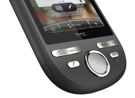 　528MHz Qualcomm MSM7225プロセッサを搭載。大きさは106mm×55.2mm×14mmで、重さは113g。2.8インチのタッチスクリーン、3.5mmヘッドホンジャック、3.2メガピクセルオートフォーカスカメラを搭載している。

　クワッドバンド対応の携帯端末であるTattooは、Wi-Fi、HSDPA、Bluetoothによる接続が可能。GPSアンテナを内蔵している。