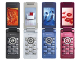イー・モバイル、音声サービスを3月28日開始へ--HTC、東芝が端末を供給