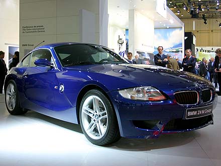 BMWが発表した「Z4 Coupe」のMバージョン。343馬力の3.2リッター直列6気筒エンジン搭載。