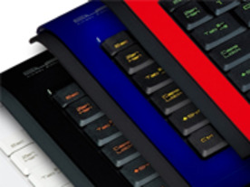 シグマAPOの「Elysium ELPH106」は、カラフル＆つややかなUSBハブ付きキーボード