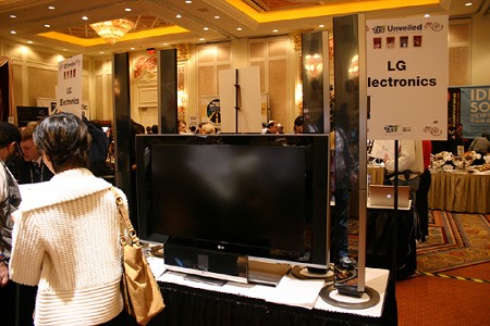 LG電子のワイヤレス・ホームシアター・システム。
