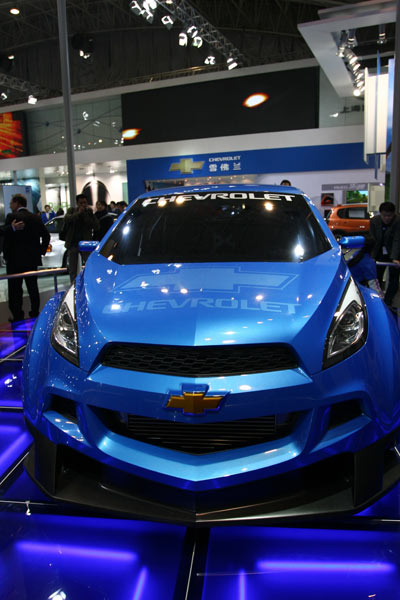 　Chevroletのコンセプトカー「Chevrolet WTCC Ultra Concept」。ボディにはファイバーグラスとカーボンファイバーを使用している。ラリーカーを基礎とした設計になっている。