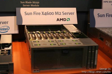 　Sun Microsystemsの「Sun Fire X4600 M2 Server」。AMDのSocket Fに対応したプロセッサを8基搭載できる。