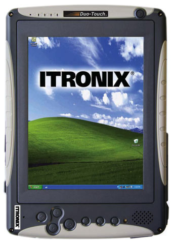 　ItronixのTablet PC「Duo-Touch」。雨、雪、風、ホコリ、振動、衝撃に強く、摂氏-20度〜60度の気温にも耐えられると、Itronixは言う。