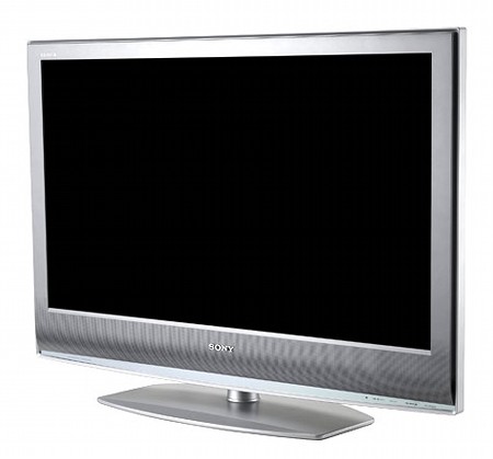 46インチの液晶テレビBRAVIA。CESでは82インチの液晶テレビも披露されている。