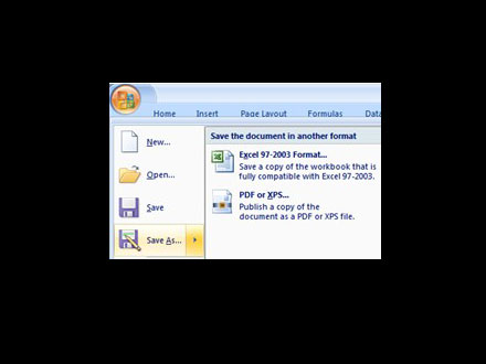 　Office 2007では、ファイルフォーマットがXMLベースとなっている。
