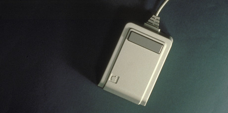 Apple Computerからの依頼で1980年に開発したマウス。